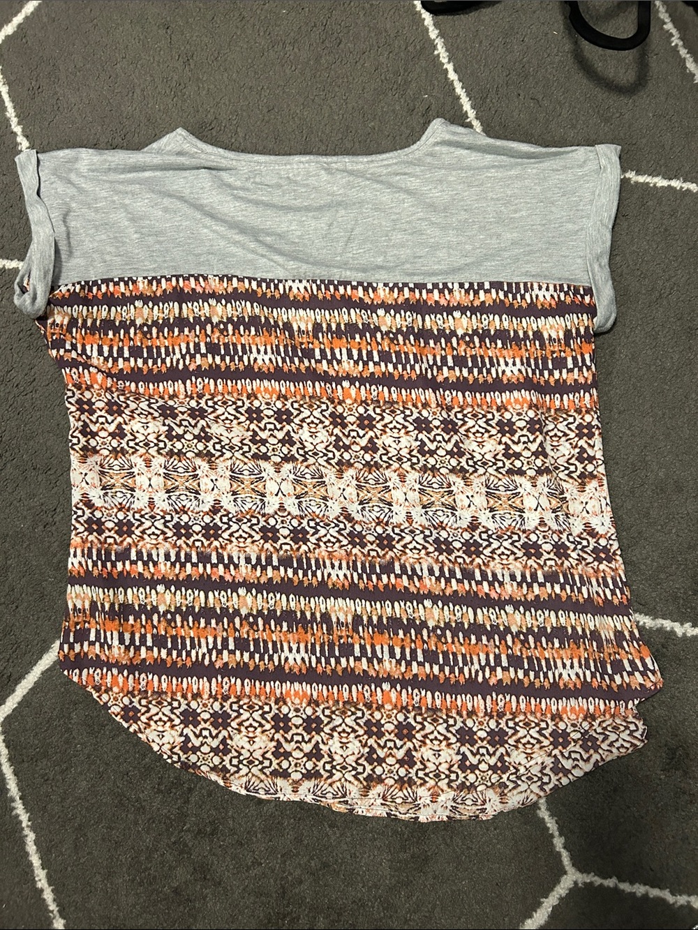 Rewind Gray Top with Orange and purple Patterned Body - Picture 5 of 6